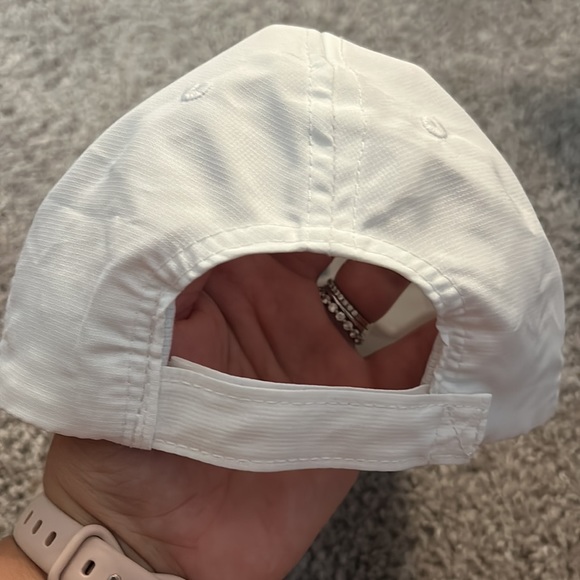 Pukka Disney golf hat - Picture 6 of 7